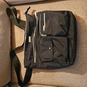 baggallini, black crossover bag